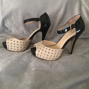 Rock & Republic Sexy Heels! 🔥